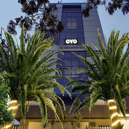 Collection O Golden Gate Hyderabad Exterior foto