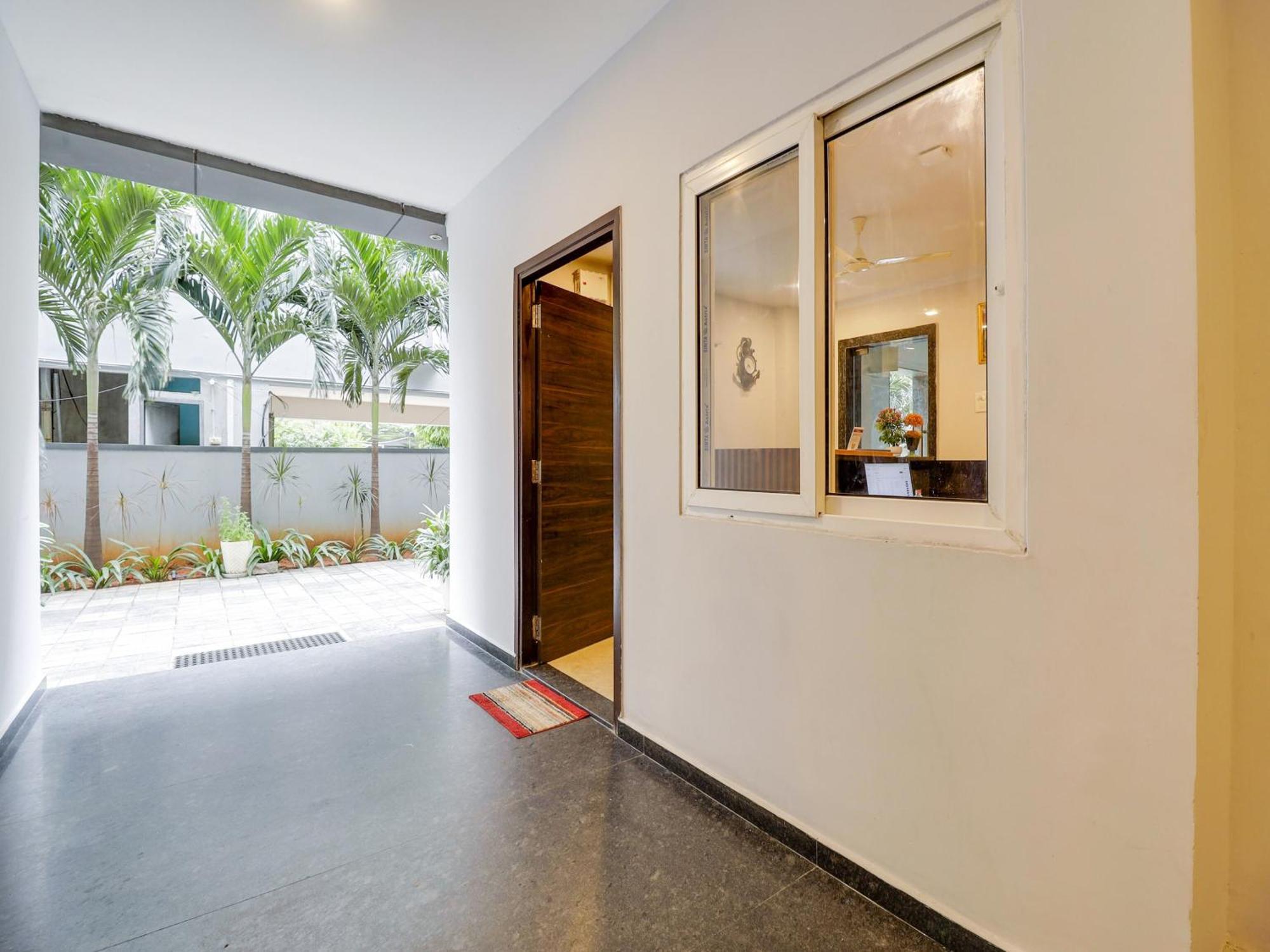 Collection O Golden Gate Hyderabad Exterior foto