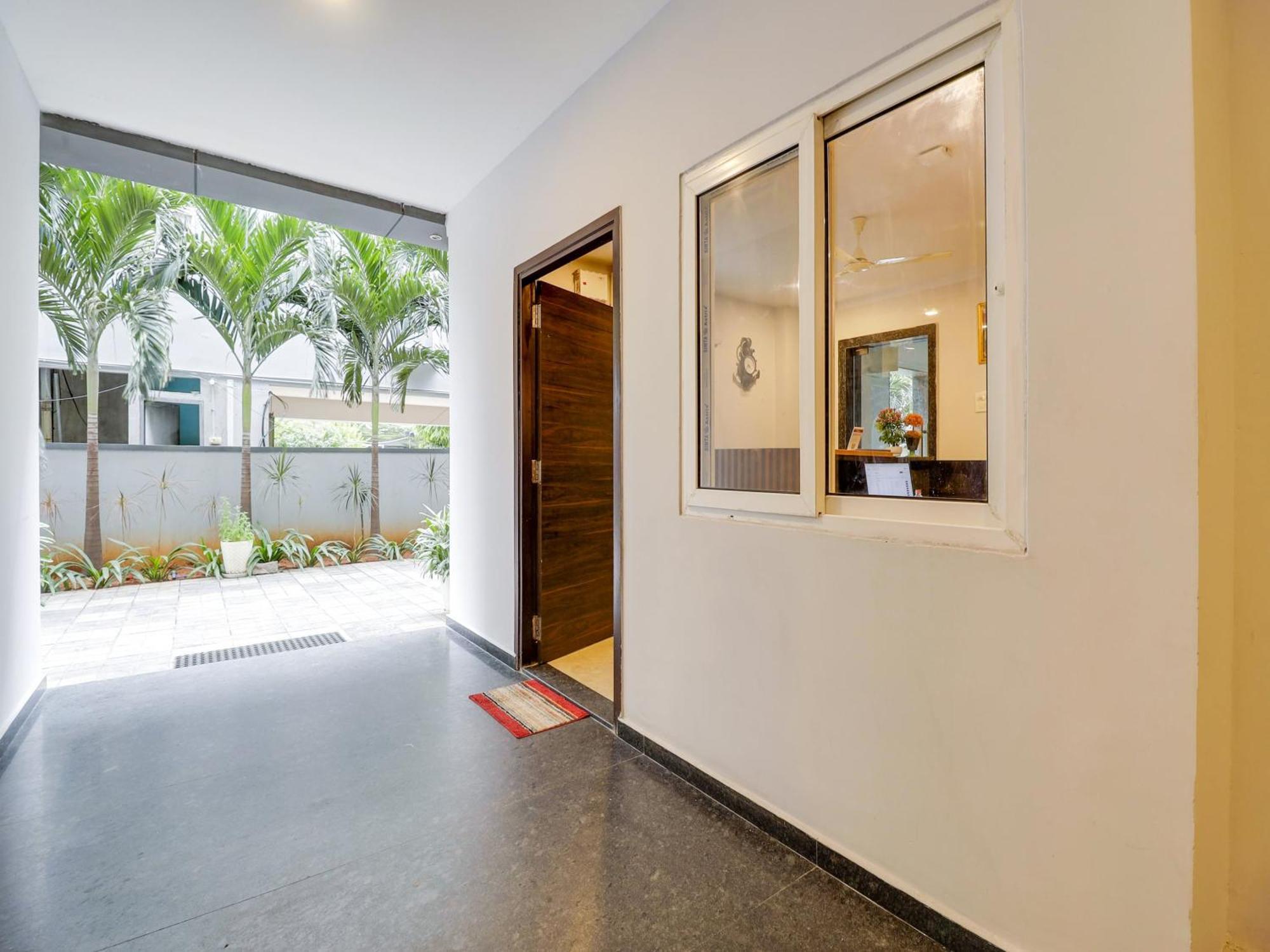 Collection O Golden Gate Hyderabad Exterior foto