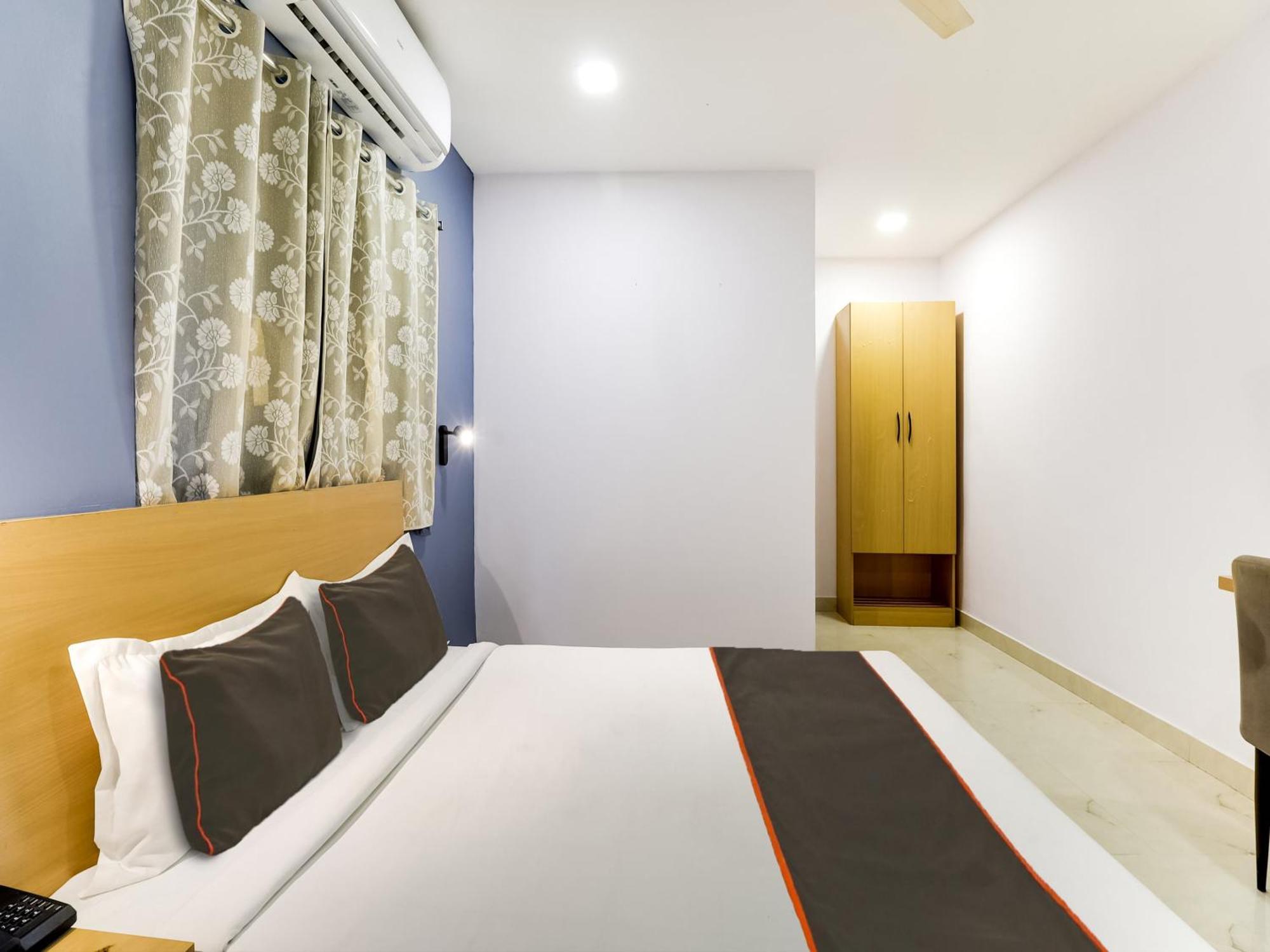 Collection O Golden Gate Hyderabad Exterior foto