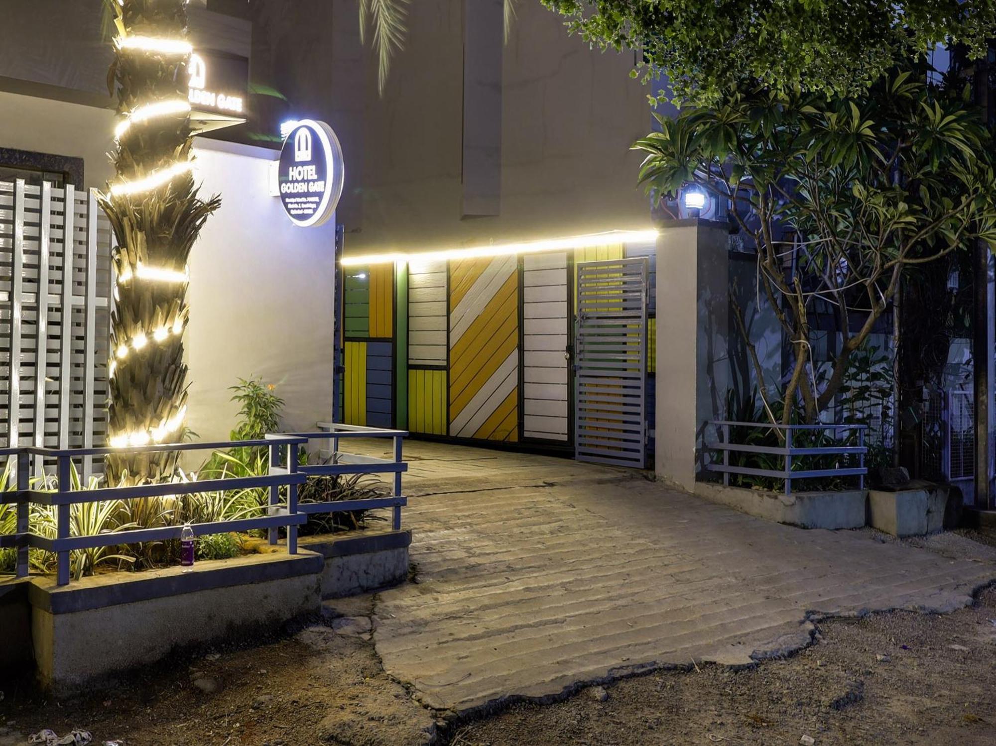 Collection O Golden Gate Hyderabad Exterior foto
